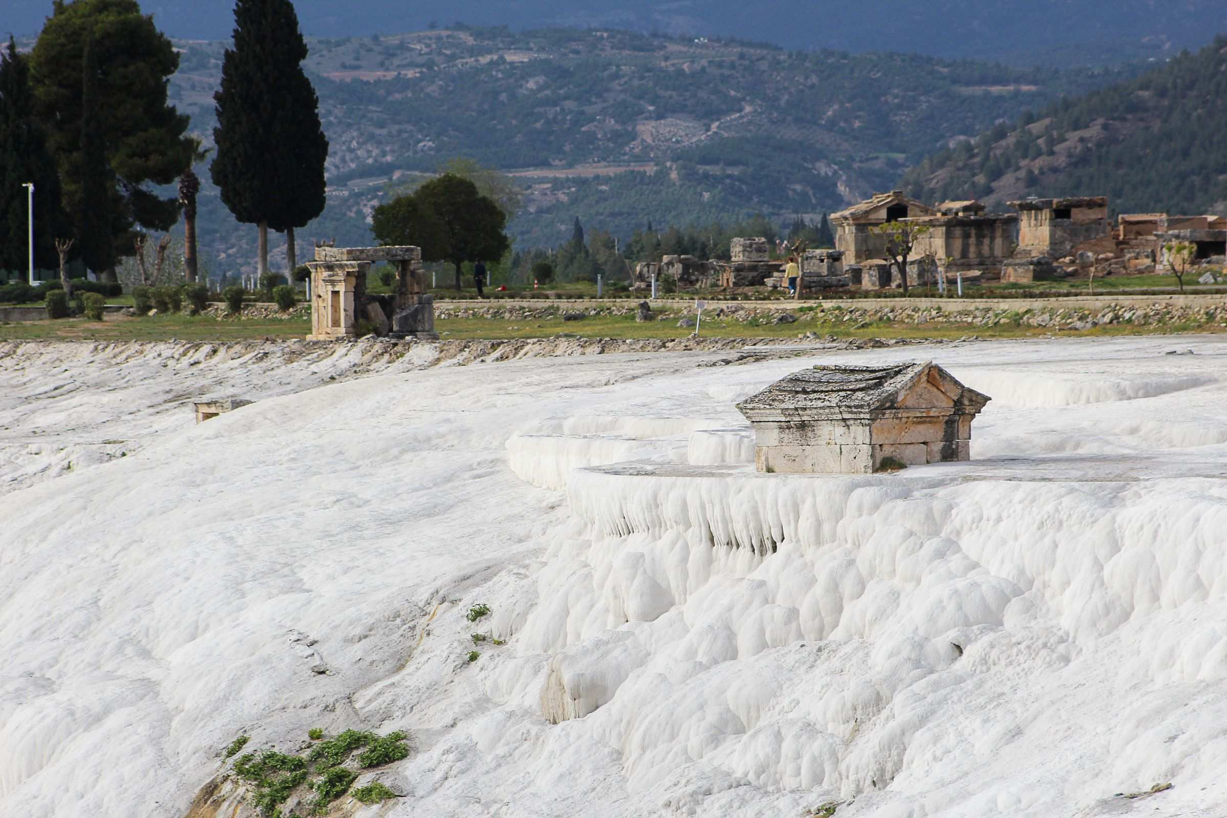 Kalksinterterrassen von Pamukkale und die antike Stadt Hierapolis